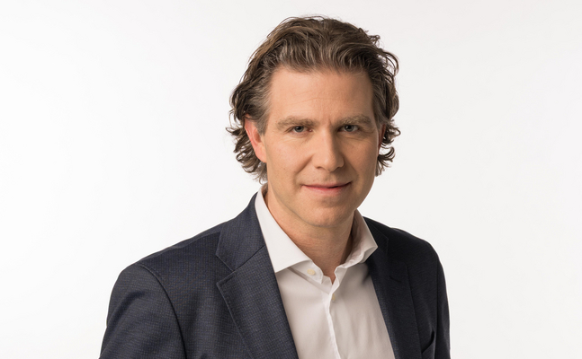 Bild zeigt den Abgeordneten Lukas Brucker